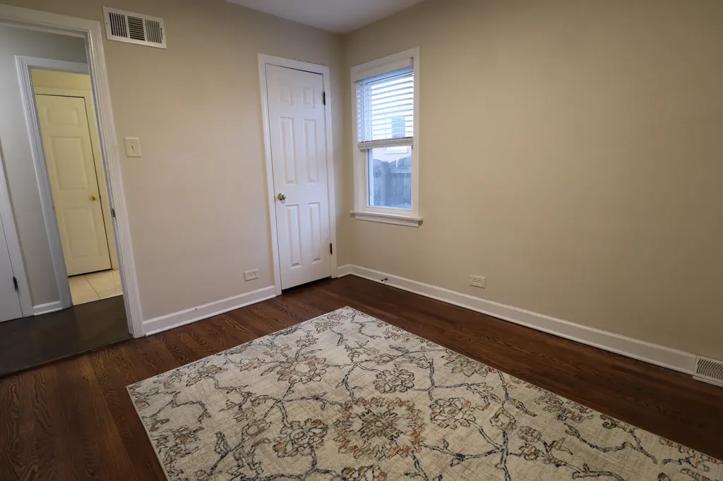 817 Rowe Avenue Park Ridge IL 60068