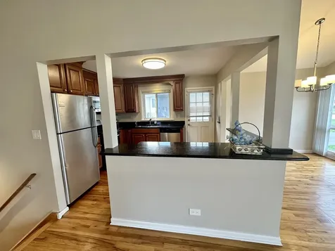 1243 South Mitchell Avenue Arlington Heights IL 60005