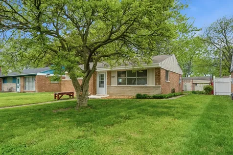 1354 Hirsch Avenue Calumet City IL 60409