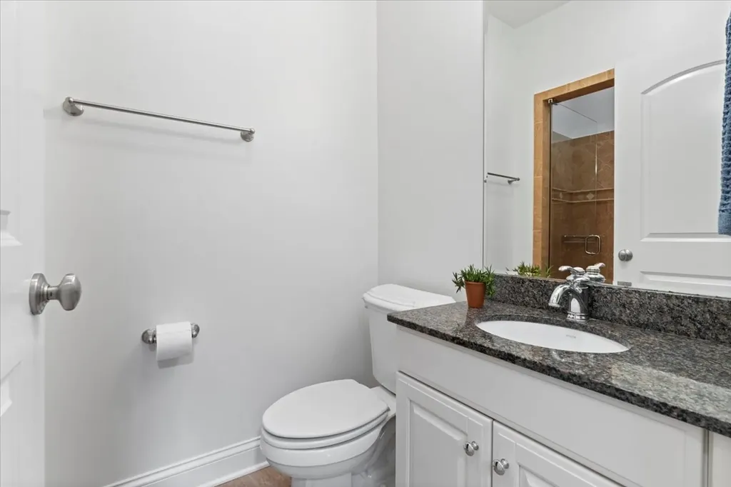 3842 North Southport Avenue Chicago IL 60613