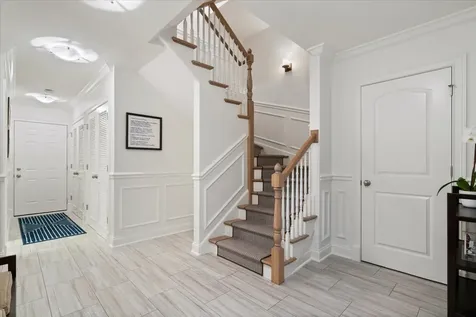 3842 North Southport Avenue Chicago IL 60613
