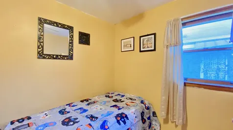 1633 East 93rd Street Chicago IL 60617
