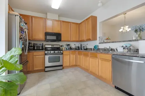 726 Hanbury Drive Des Plaines IL 60016