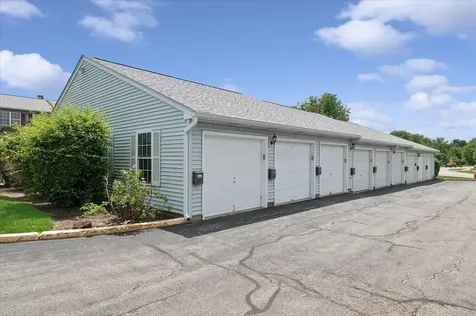 1573 Delaware Court Geneva IL 60134