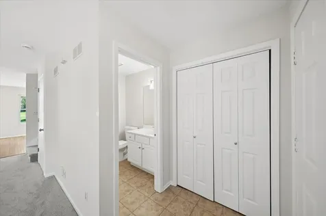 1573 Delaware Court Geneva IL 60134