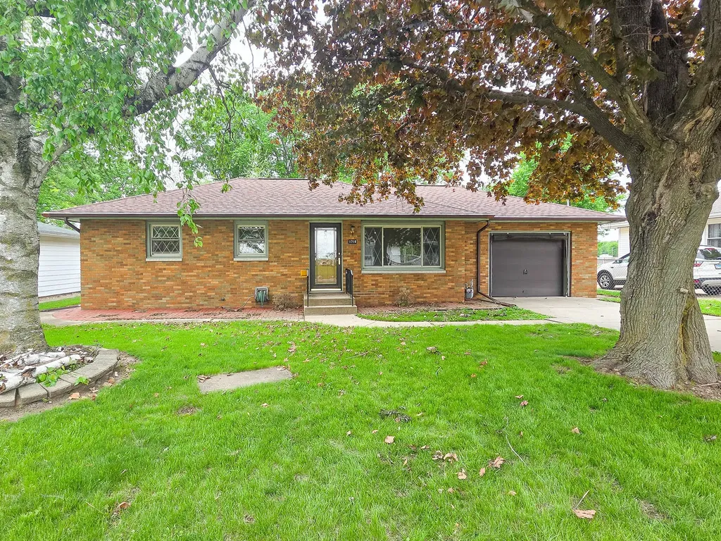 1718 Grace Street Streator IL 61364
