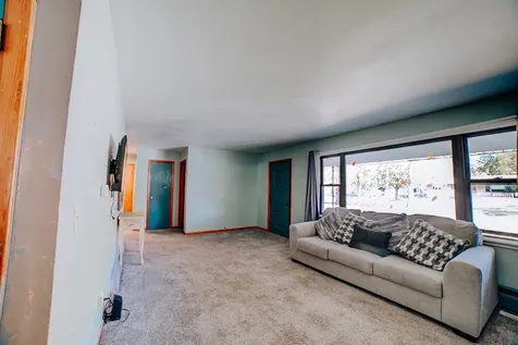 316 North Hartwell Street Gilman IL 60938