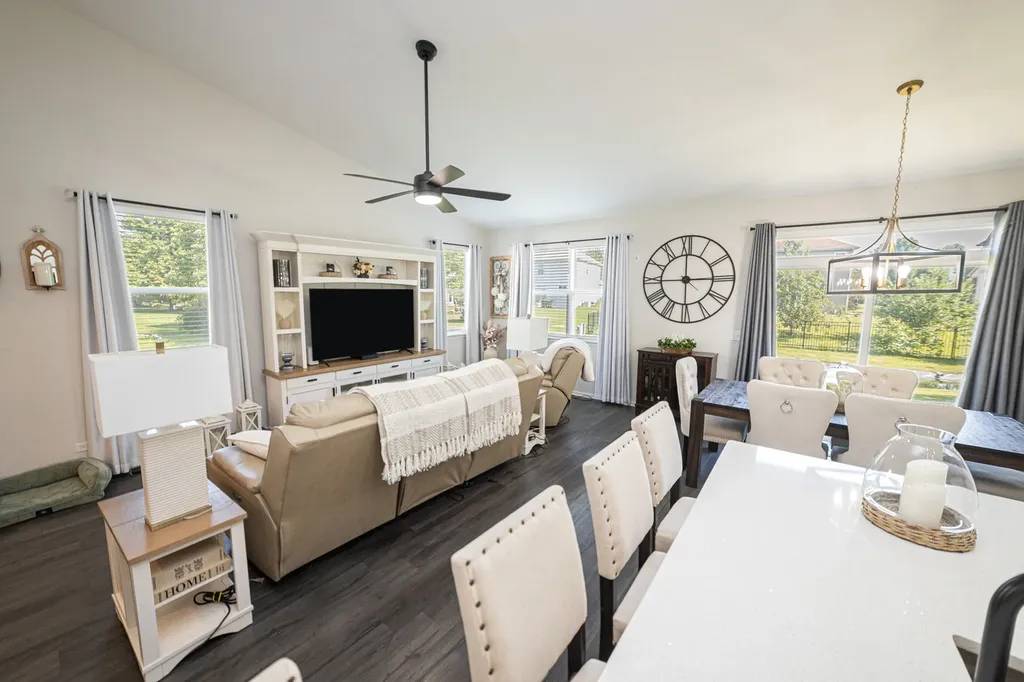 24221 Cedar Creek Lane Plainfield IL 60586