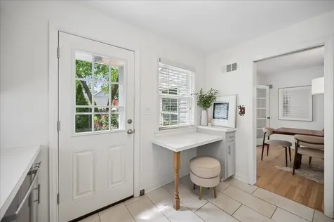712 Juniper Road Glenview IL 60025
