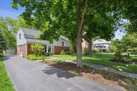 712 Juniper Road Glenview IL 60025