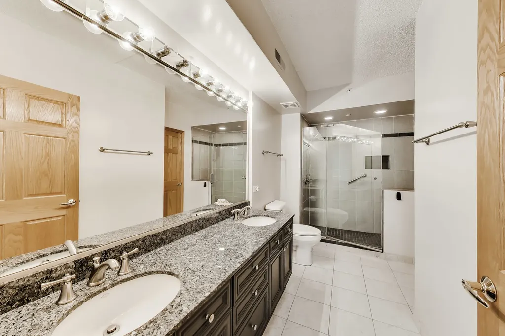 115 North Clifton Avenue Park Ridge IL 60068