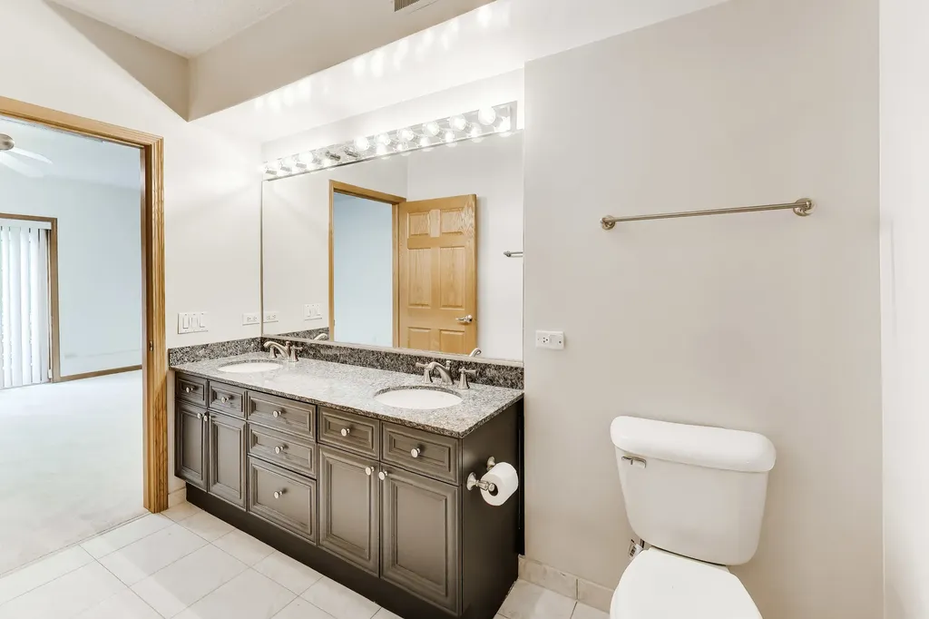 115 North Clifton Avenue Park Ridge IL 60068