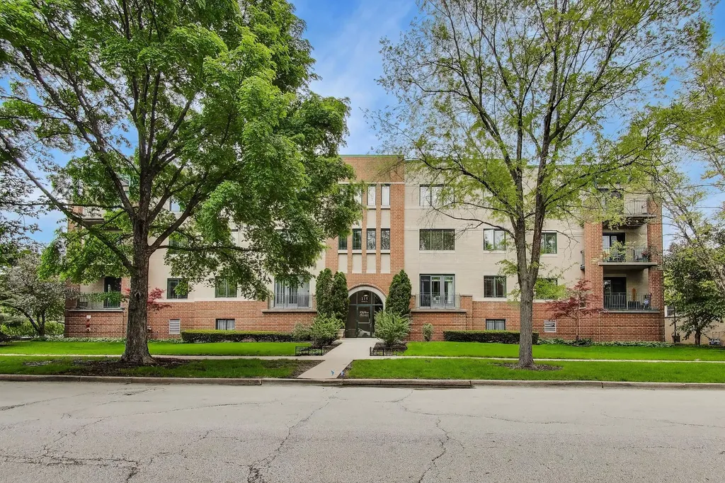 115 North Clifton Avenue Park Ridge IL 60068