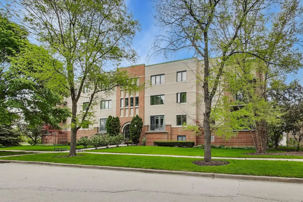 115 North Clifton Avenue Park Ridge IL 60068