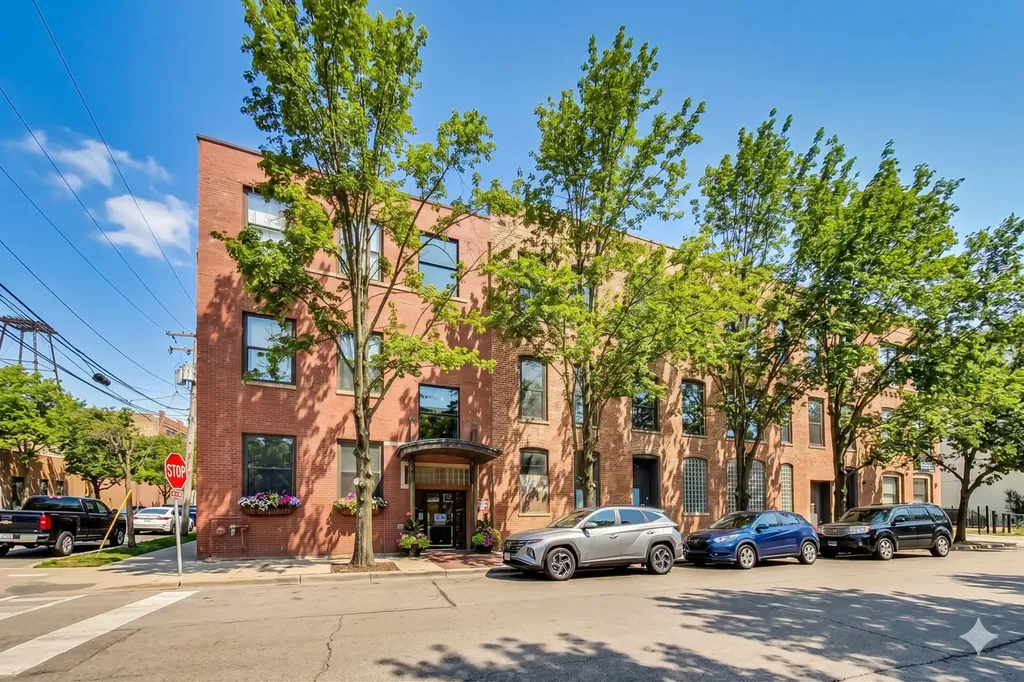 1843 West Hubbard Street Chicago IL 60622