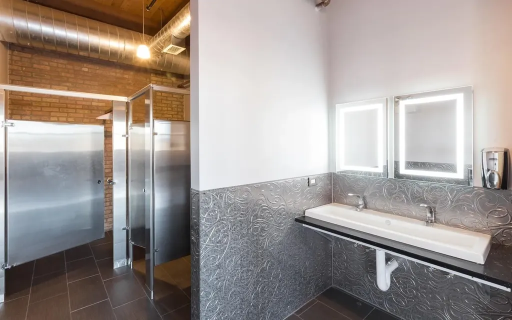 1843 West Hubbard Street Chicago IL 60622