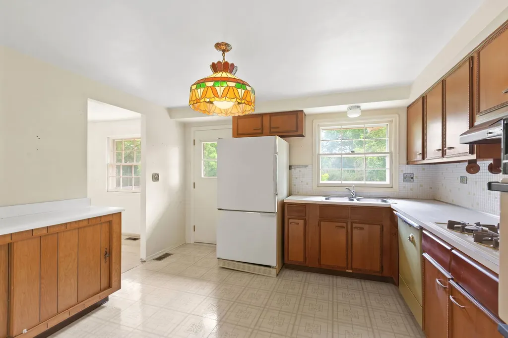 533 Bahama Lane Schaumburg IL 60193