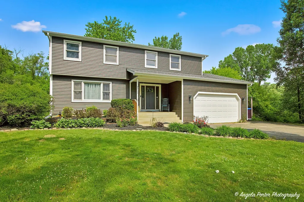2711 Old Oak Drive Mchenry IL 60050