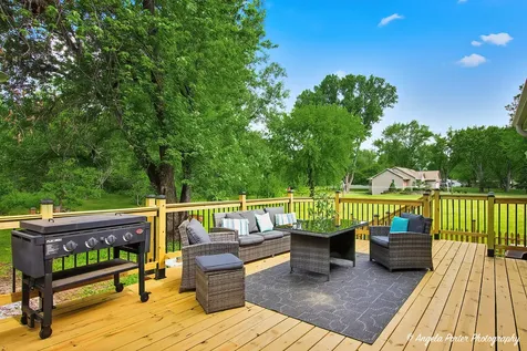 2711 Old Oak Drive Mchenry IL 60050