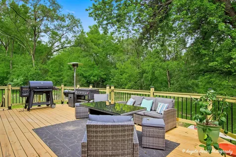 2711 Old Oak Drive Mchenry IL 60050