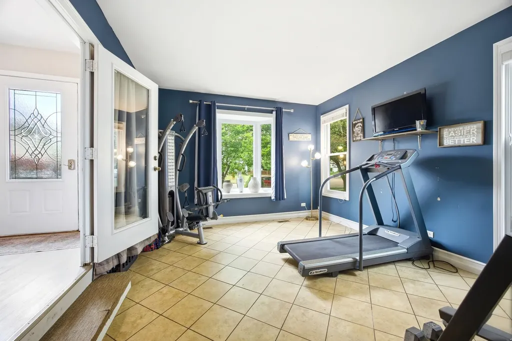 2096 Edinburgh Lane Aurora IL 60504