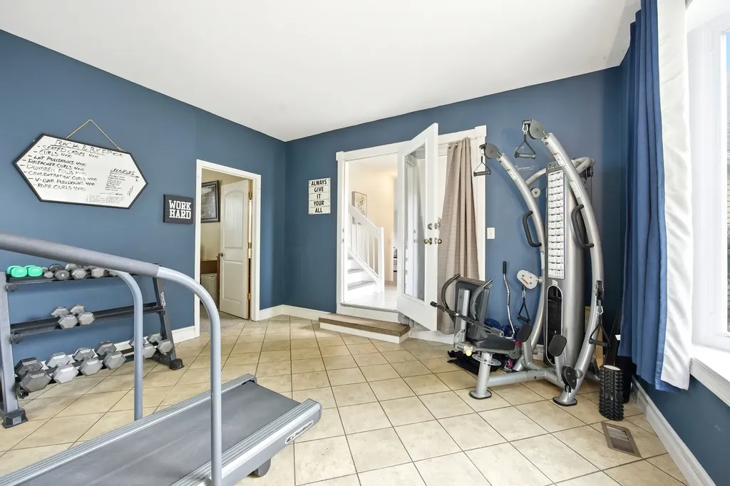 2096 Edinburgh Lane Aurora IL 60504