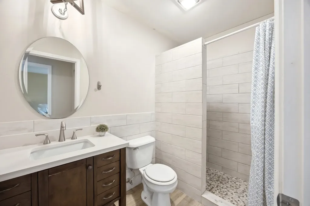 2096 Edinburgh Lane Aurora IL 60504