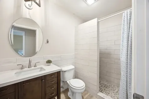 2096 Edinburgh Lane Aurora IL 60504