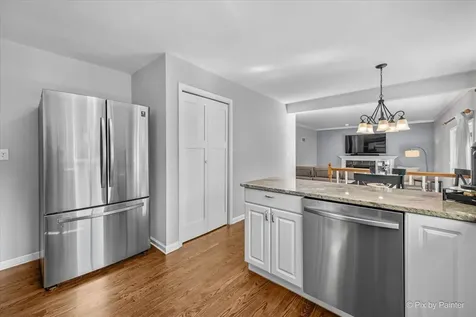 39867 North Harbor Ridge Drive Antioch IL 60002