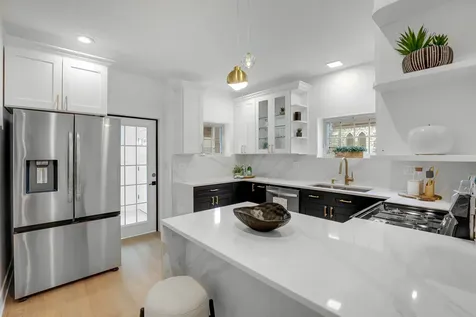 4915 North Kostner Avenue Chicago IL 60630
