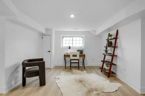 4915 North Kostner Avenue Chicago IL 60630