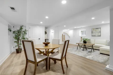 4915 North Kostner Avenue Chicago IL 60630