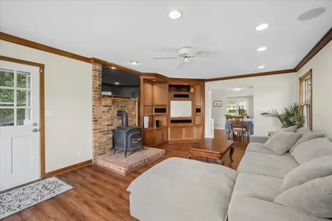 1317 Knollwood Road Deerfield IL 60015