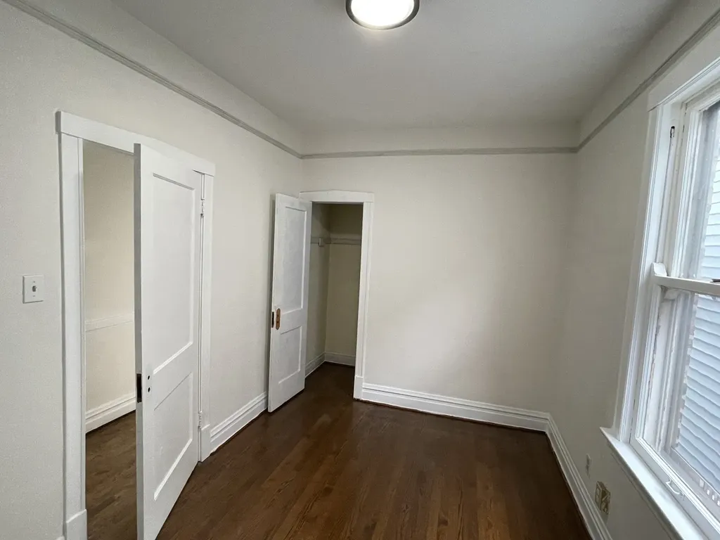 4435 South Artesian Avenue Chicago IL 60632