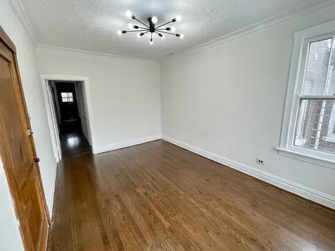 4435 South Artesian Avenue Chicago IL 60632