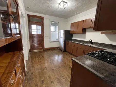 4435 South Artesian Avenue Chicago IL 60632