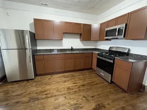 4435 South Artesian Avenue Chicago IL 60632