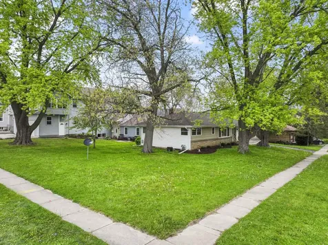 3314 Washington Street Mchenry IL 60050