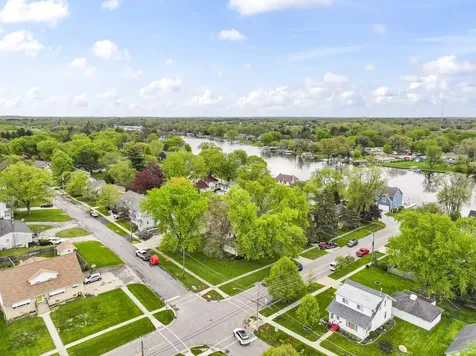 3314 Washington Street Mchenry IL 60050