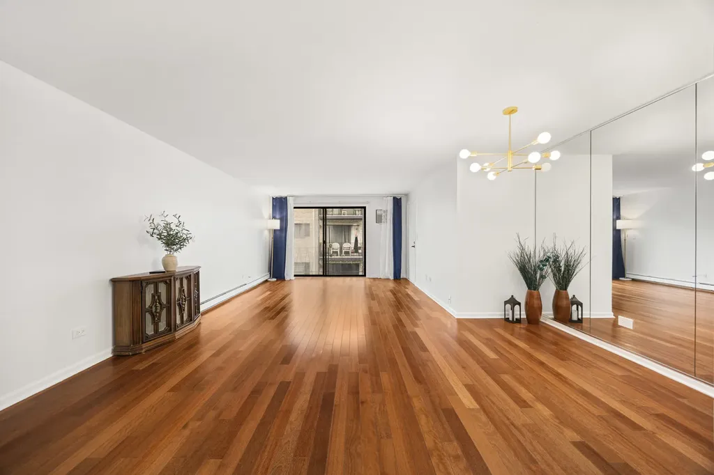 8519 West Catherine Avenue Chicago IL 60656