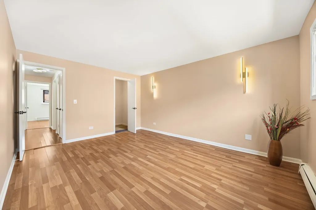 8519 West Catherine Avenue Chicago IL 60656