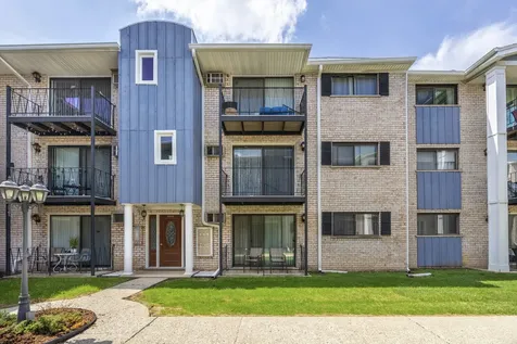 8519 West Catherine Avenue Chicago IL 60656