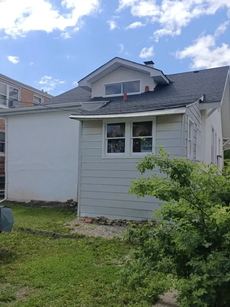 3424 West 64th Place Chicago IL 60629