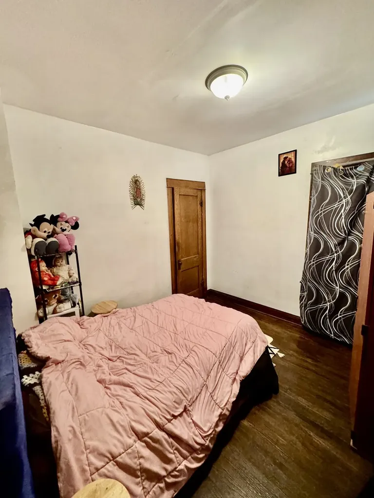 3424 West 64th Place Chicago IL 60629