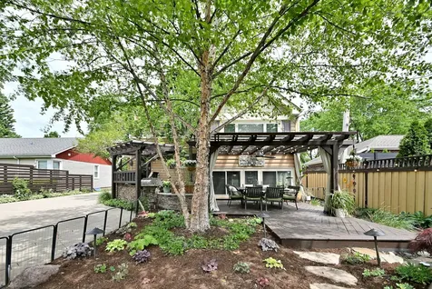 114 South Poplar Avenue Elmhurst IL 60126