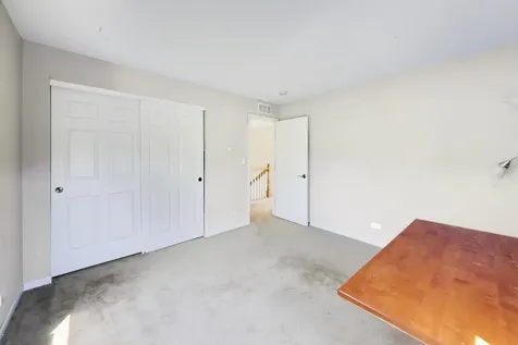 615 Paris Avenue Oswego IL 60543
