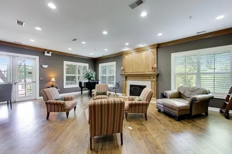 615 Paris Avenue Oswego IL 60543