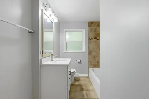 1218 174TH Street East Hazel Crest IL 60429