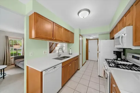 16015 84TH Place Tinley Park IL 60487