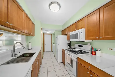 16015 84TH Place Tinley Park IL 60487
